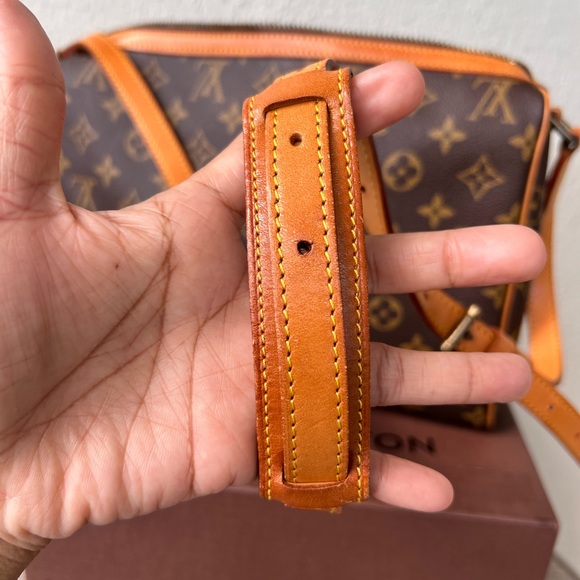 🔥🔥RARE🔥🔥Louis Vuitton Cite 2 Way Bag - Picture 3 of 13